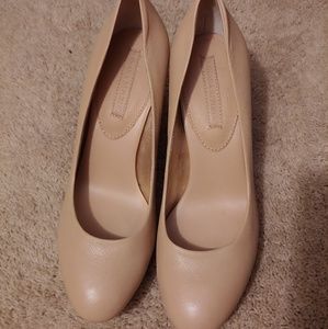 Banana Republic nude platform stacked wood heels